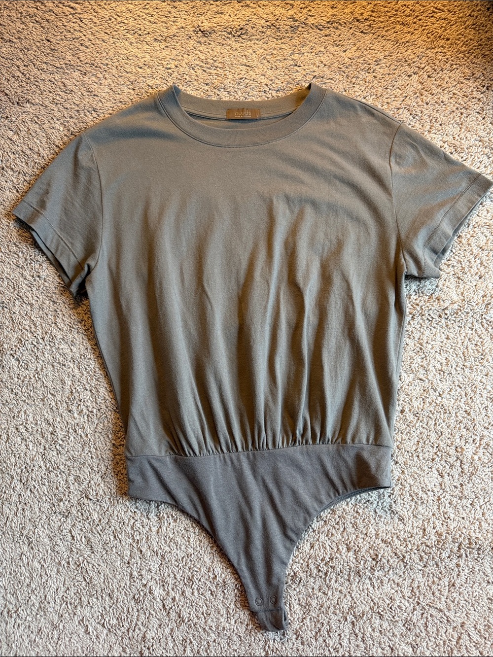Nuuds everyday tshirt Bodysuit: mocha